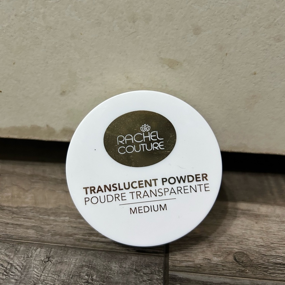RACHEL COUTURE Translucent Powder in Medium